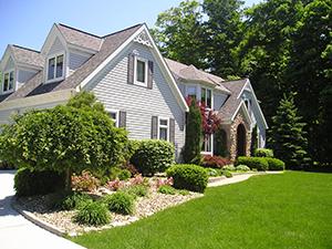 Landscapers and Lawncare Services in Des Moines, IA